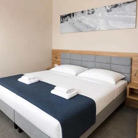 Czarna Gora 415 Apartment 3*