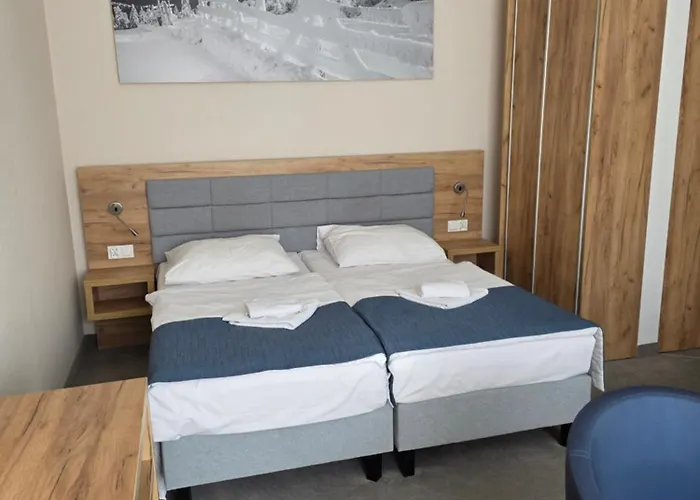 Czarna Gora 415 Sienna (Klodzko)