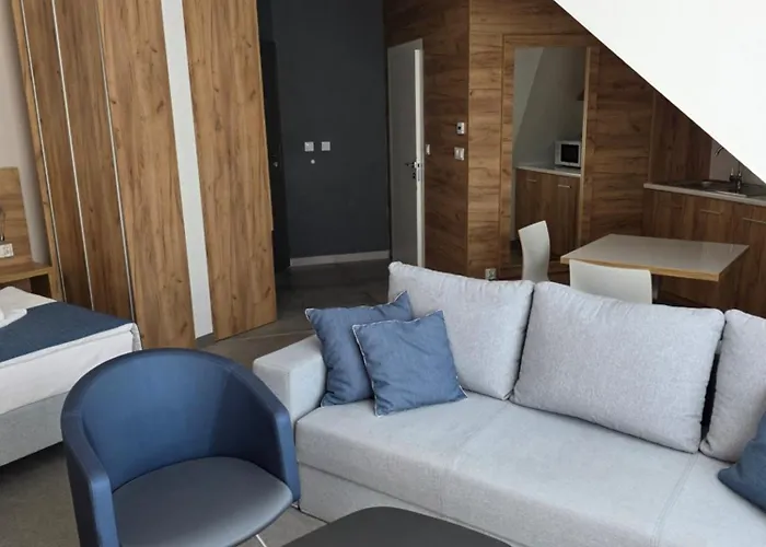 Daire Czarna Gora 415 3*